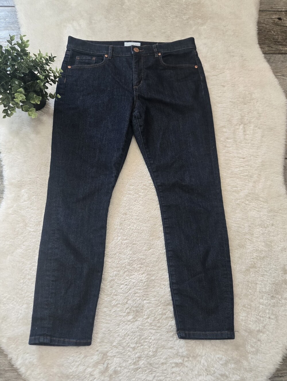 LOFT Modern Skinny Dark Wash Straight Leg Classic Denim Jeans, 31" / 12